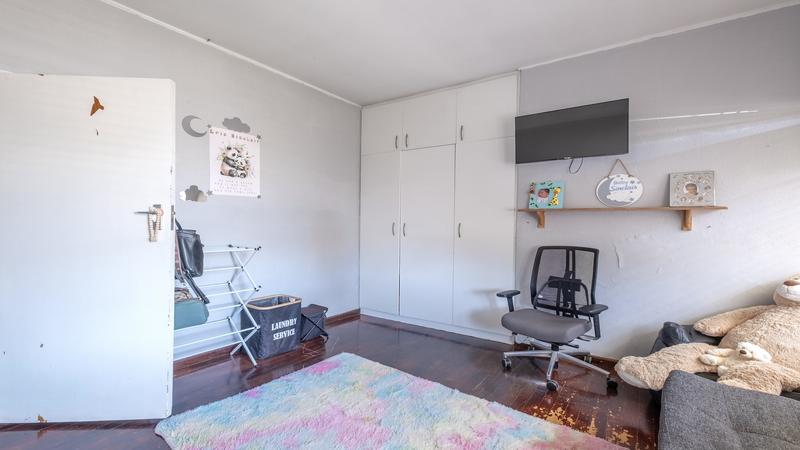 5 Bedroom Property for Sale in Parow North Western Cape